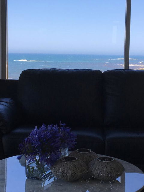 Saltwater - Absolute Oceanfront, Hot Tubs, Sauna, Fire Pits - VIC Tourism 17