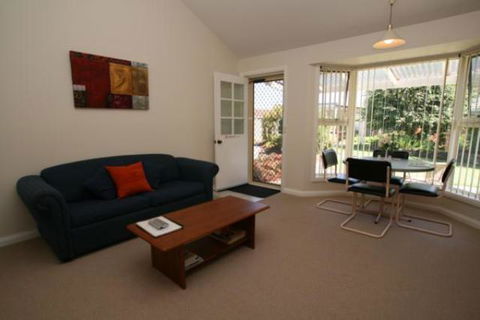 Shearwater Cottages - VIC Tourism 1