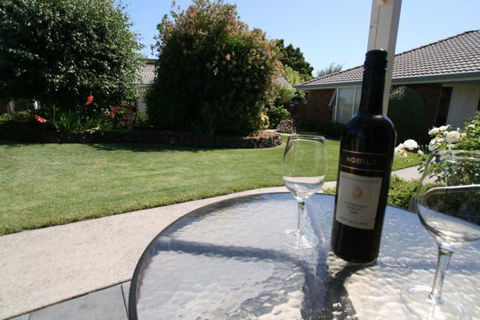 Shearwater Cottages - VIC Tourism 17