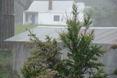 Buttons Cottage For Canyon & Rain Forest Walks With In House Dining - VIC Tourism 9