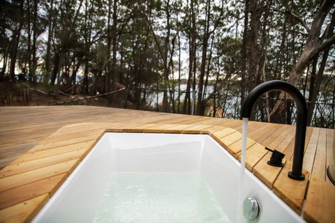Freycinet Lodge - VIC Tourism 3