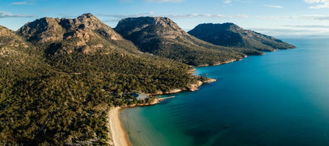 Freycinet Lodge - VIC Tourism 0