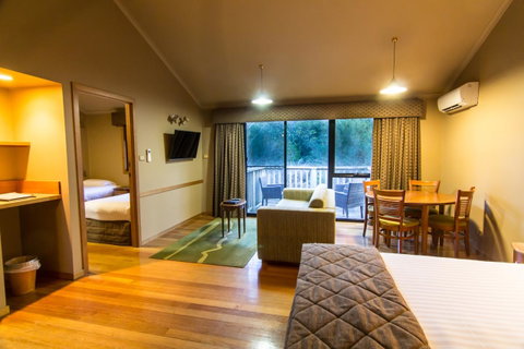 Freycinet Lodge - VIC Tourism 25
