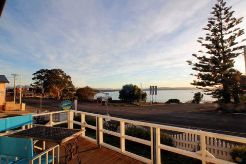 Freycinet Waters - VIC Tourism 27