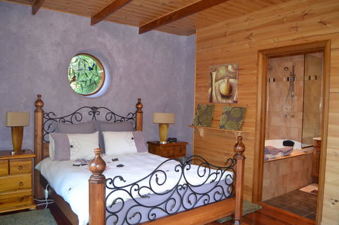 Whispering Spirit Holiday Cottages & Mini Ponies - VIC Tourism 3