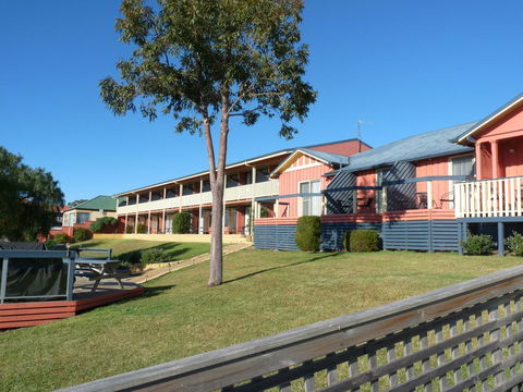 Swansea Motor Inn Tasmania - VIC Tourism 15