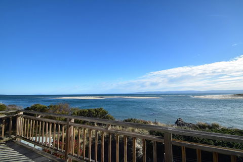 The Strand ~ On The Edge Of The Beach - VIC Tourism 17