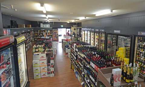 Bridge Hotel - VIC Tourism 24