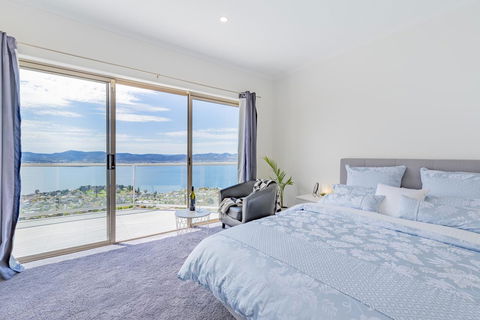 Nature & Relax House, Panoramic Sea View, Free Parking 37 - VIC Tourism 0