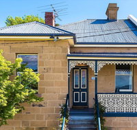 WEST NEST  Classic 3BR Hobart Terrace BEST Location View Close to City - VIC Tourism
