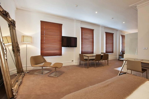 Ikon Hotel - VIC Tourism 21