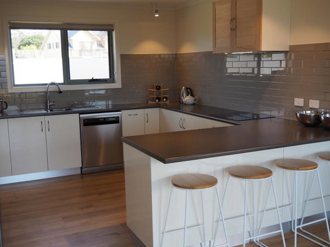 GRANITE BEACH HOUSE @ Bay Of Fires - VIC Tourism 5