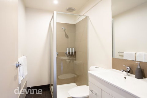 Devine Stays - Hayloft On ELizabeth - VIC Tourism 5