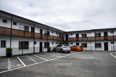 Hobart Tower Motel - VIC Tourism 4