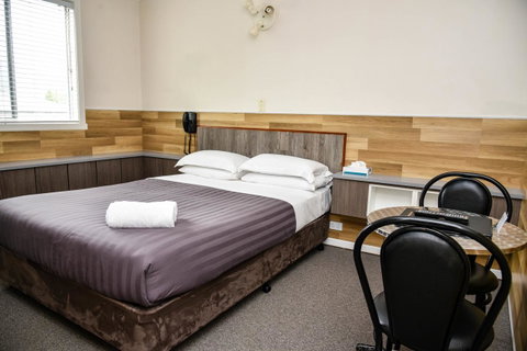 Hobart Tower Motel - VIC Tourism 7