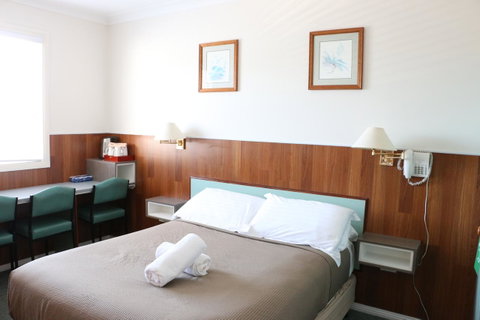 Hobart Tower Motel - VIC Tourism 10