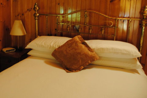 The Wombat Cottage - VIC Tourism 9