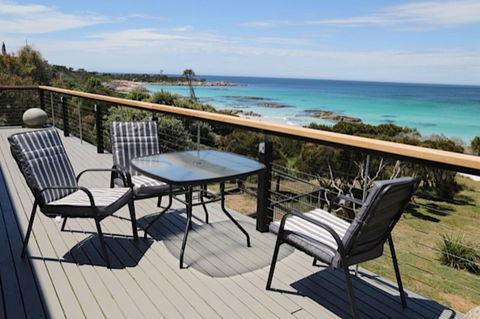 Driftwood Bay Of Fires - VIC Tourism 15