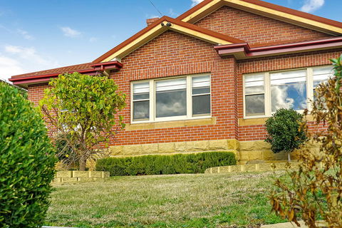 Gorgeous Hobart Accommodation - Park On Park - New Town - VIC Tourism 1