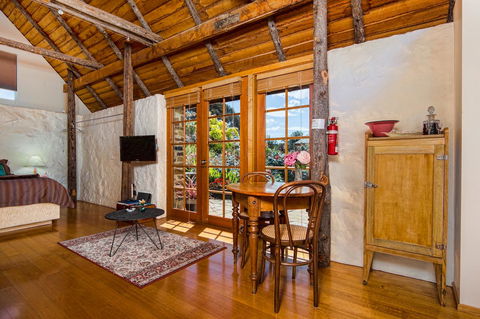 Wagners Cottages - VIC Tourism 38