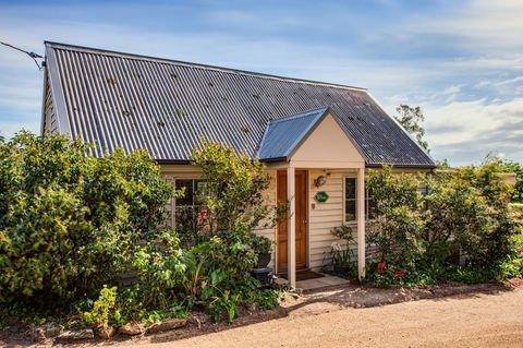 Wagners Cottages - VIC Tourism 31