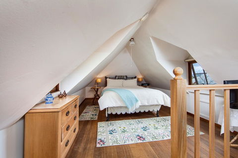 Wagners Cottages - VIC Tourism 27