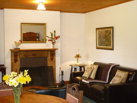 Wagners Cottages - VIC Tourism 7