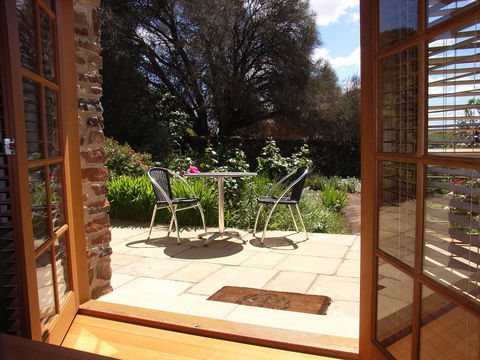 Wagners Cottages - VIC Tourism 0