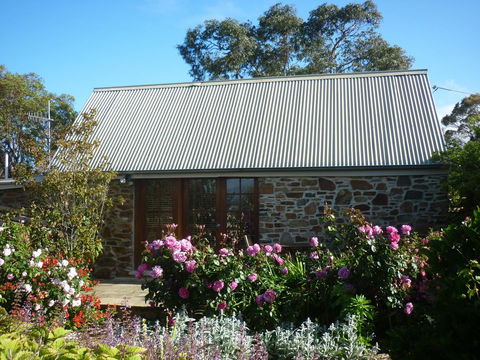 Wagners Cottages - VIC Tourism 5