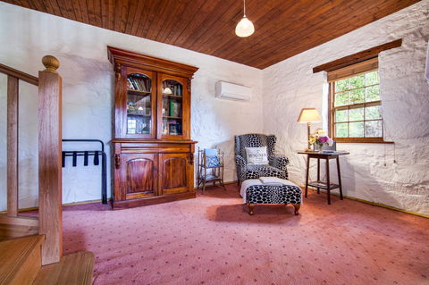 Wagners Cottages - VIC Tourism 32