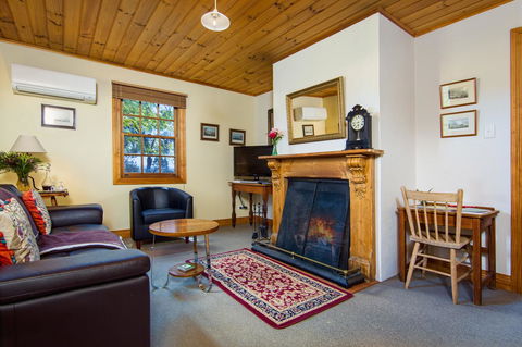 Wagners Cottages - VIC Tourism 22
