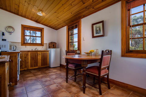 Wagners Cottages - VIC Tourism 21