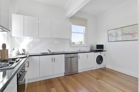 Amberley - VIC Tourism 9