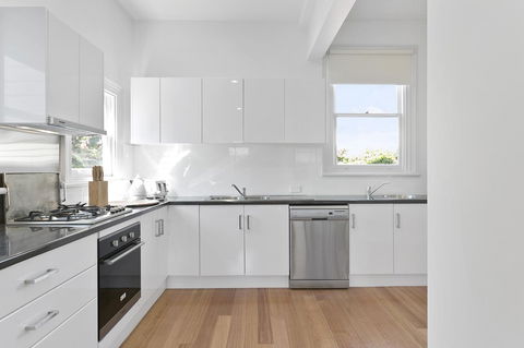 Amberley - VIC Tourism 8