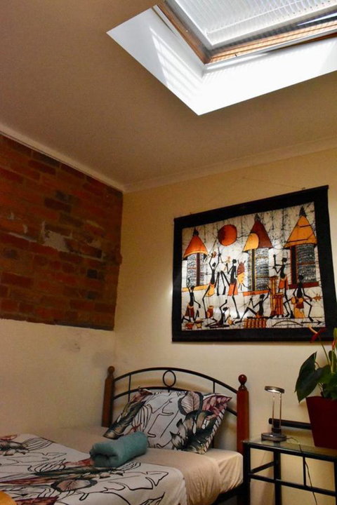 Hobart's Accommodation & Hostel - VIC Tourism 10