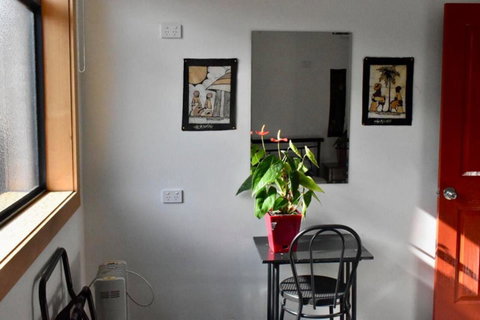 Hobart's Accommodation & Hostel - VIC Tourism 9