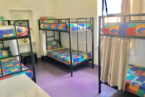Hobart's Accommodation & Hostel - VIC Tourism 33