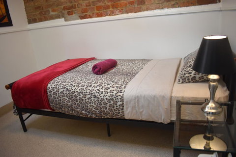 Hobart's Accommodation & Hostel - VIC Tourism 30