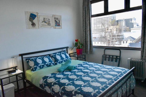 Hobart's Accommodation & Hostel - VIC Tourism 12