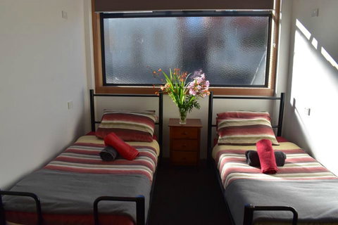 Hobart's Accommodation & Hostel - VIC Tourism 18