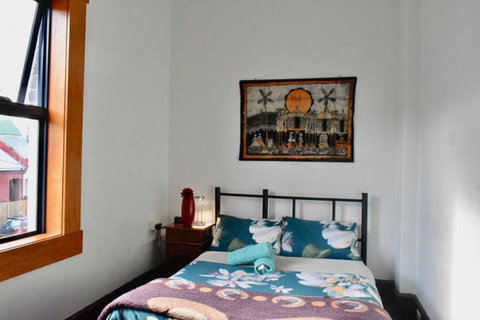 Hobart's Accommodation & Hostel - VIC Tourism 7