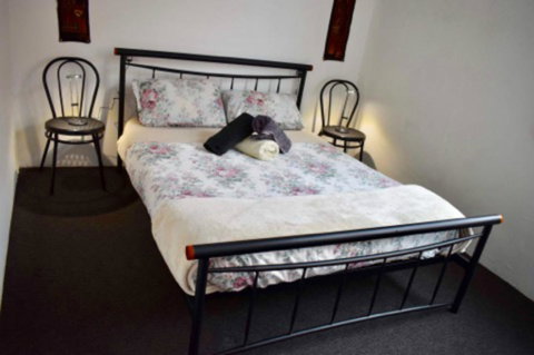 Hobart's Accommodation & Hostel - VIC Tourism 26