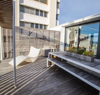 Avalon City Retreat - VIC Tourism
