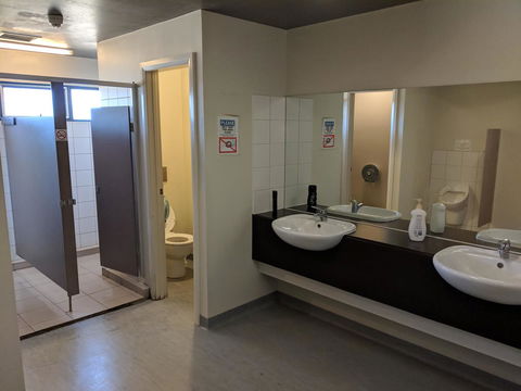 Swansea Backpacker Lodge - VIC Tourism 33