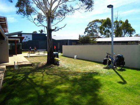 Swansea Backpacker Lodge - VIC Tourism 28