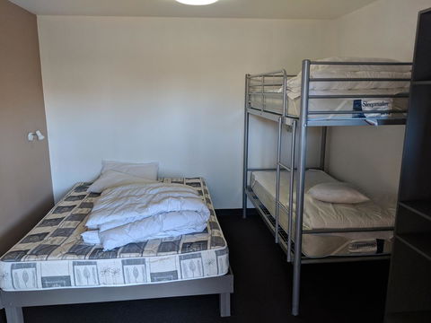 Swansea Backpacker Lodge - VIC Tourism 3