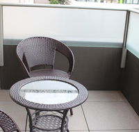 Poplar Box Hill Apartment - VIC Tourism