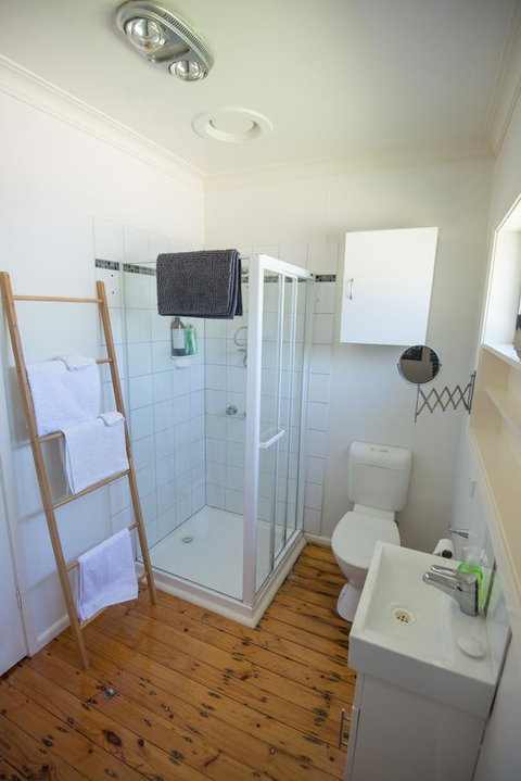 Flora Hill Creek Views - VIC Tourism 3