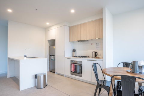 Poplar Apartments - VIC Tourism 3