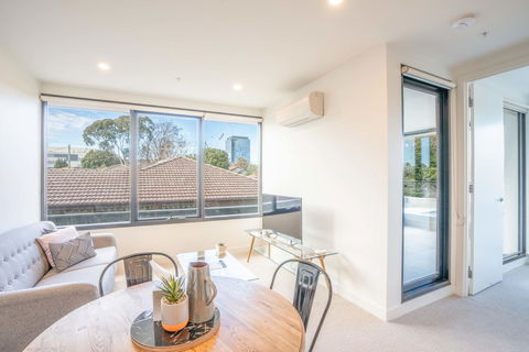 Poplar Apartments - VIC Tourism 6